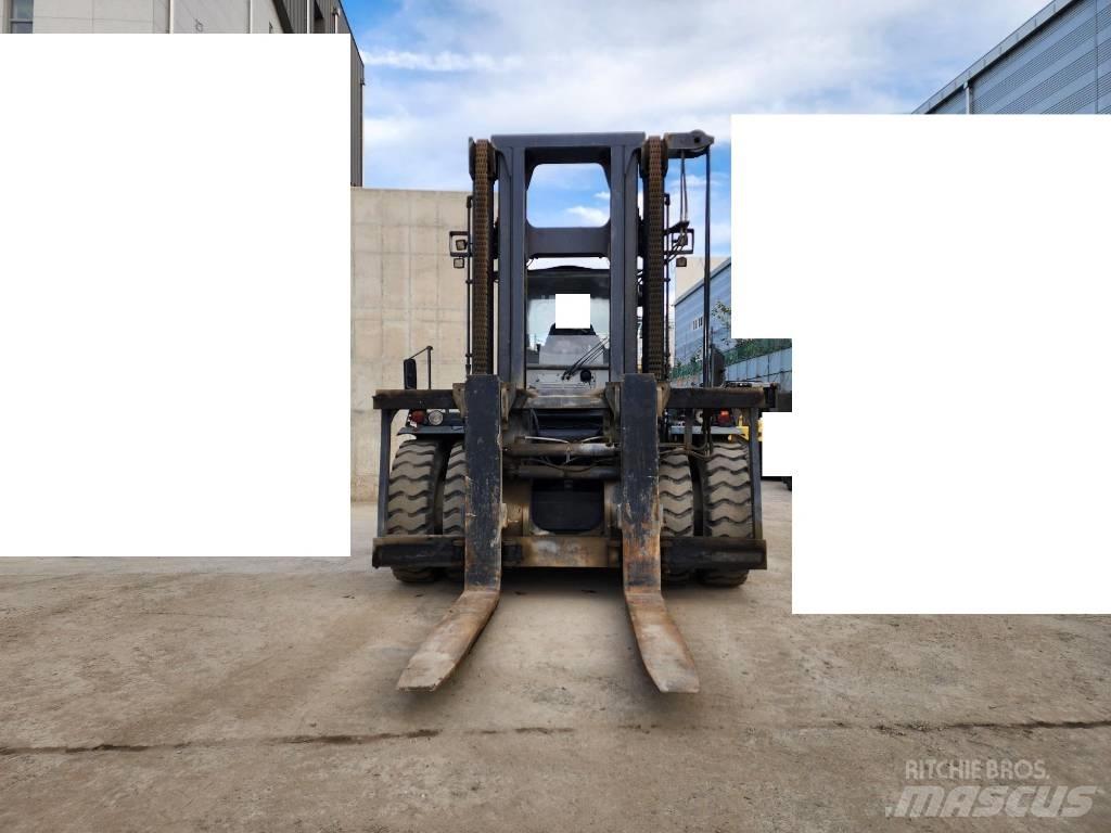 Kalmar DCE 330-12 Dizelski viličari