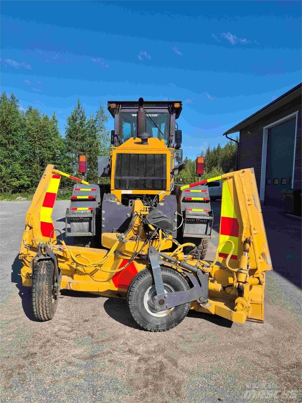 Veekmas RG 286 6WD Grejderi