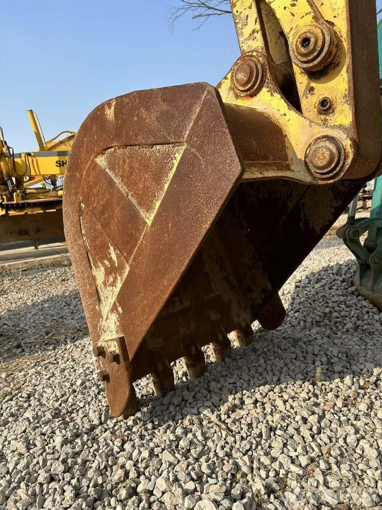 Komatsu PC70 Bageri gusjeničari