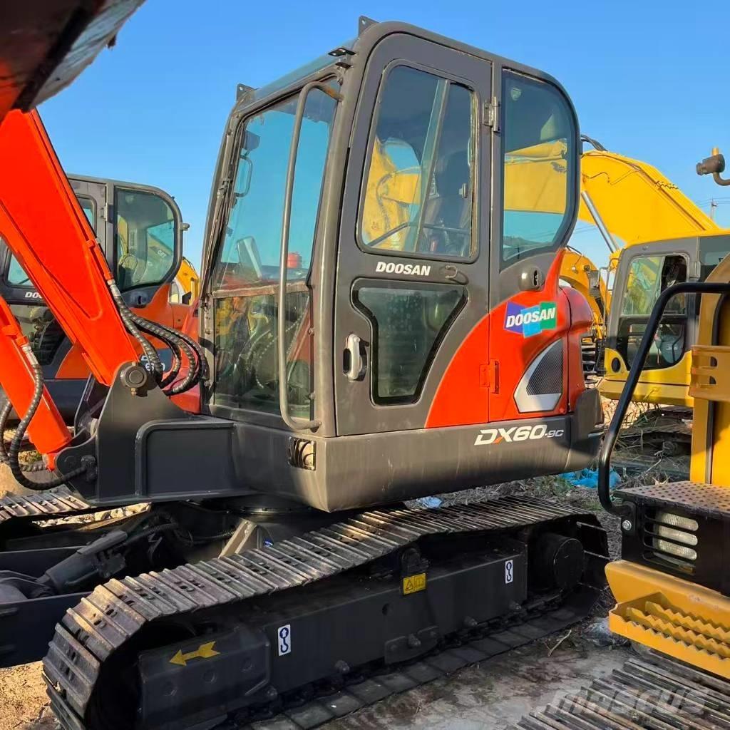 Doosan DX 60 Mini bageri <7t