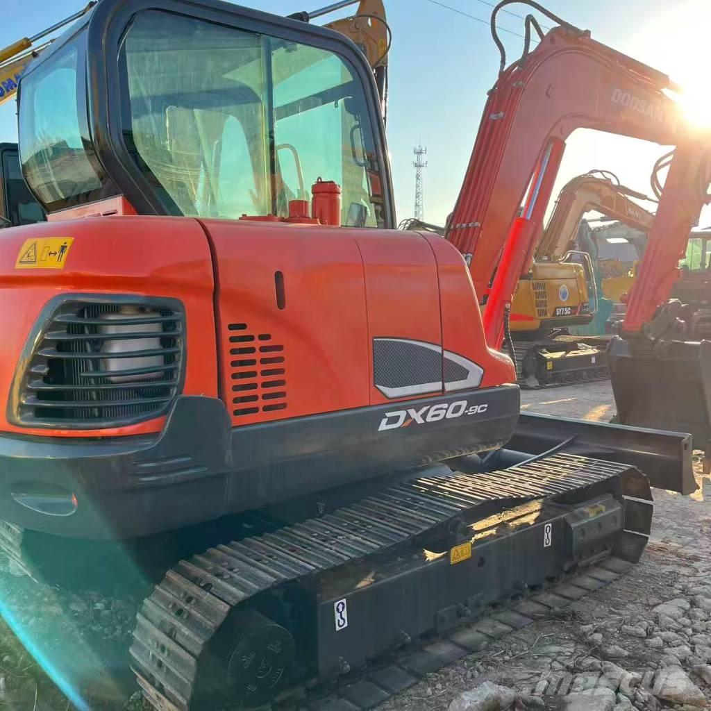 Doosan DX 60 Mini bageri <7t