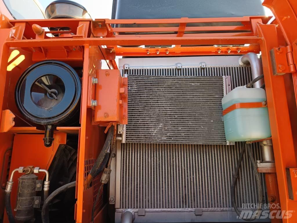 Doosan DH 150 W-7 Bageri na kotačima