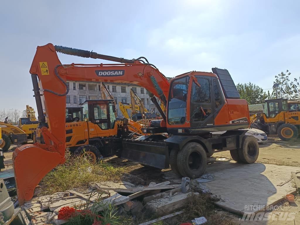 Doosan DH 150 W-7 Bageri na kotačima