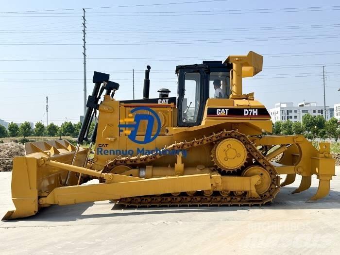 CAT D 7 H Buldožeri gusjeničari