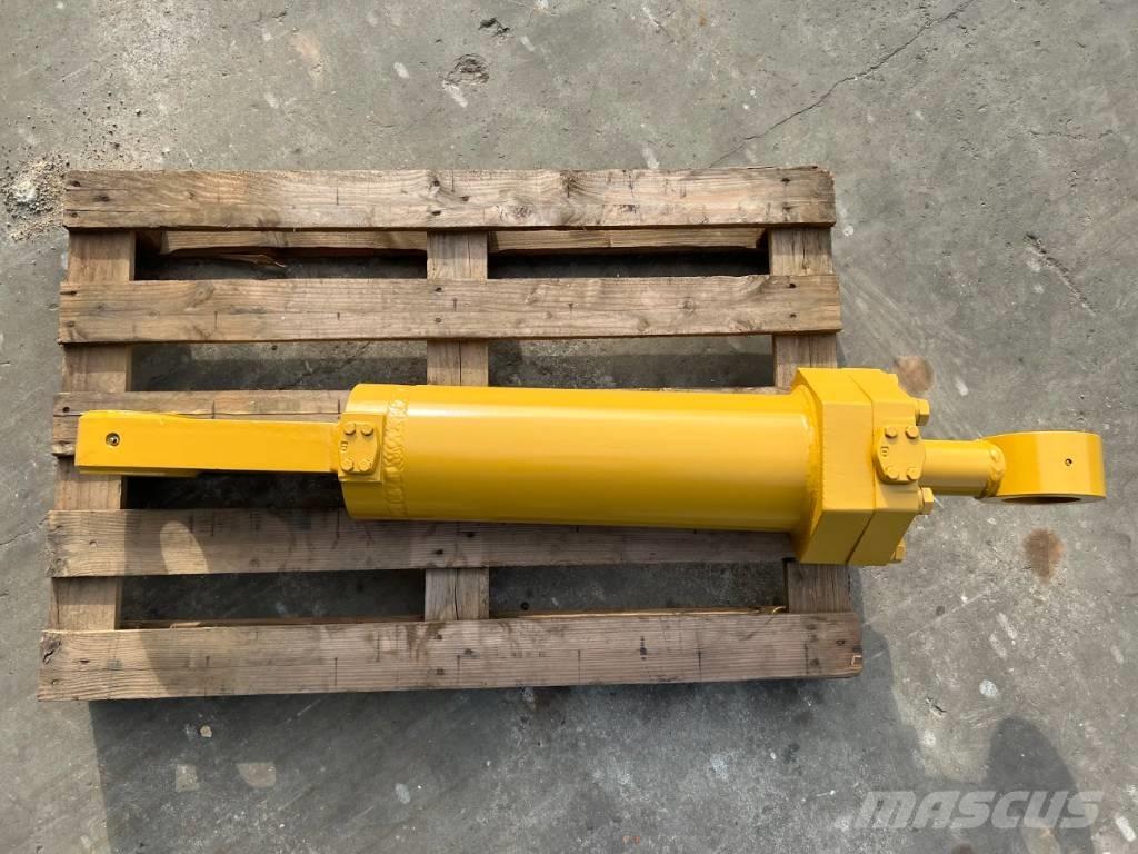 CAT D8 Cylinder Ostale komponente
