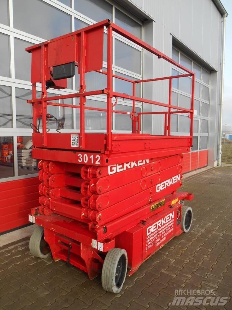 JLG 10 RS Škaraste platforme
