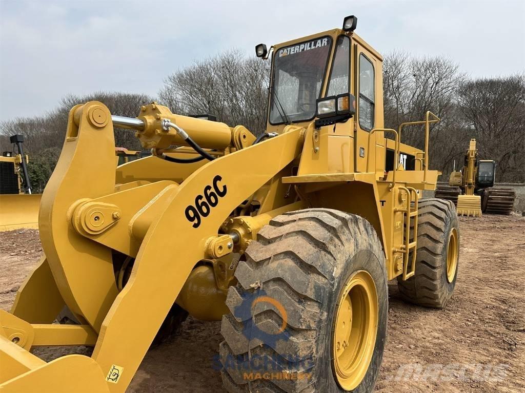 CAT 966C Utovarivači na kotačima