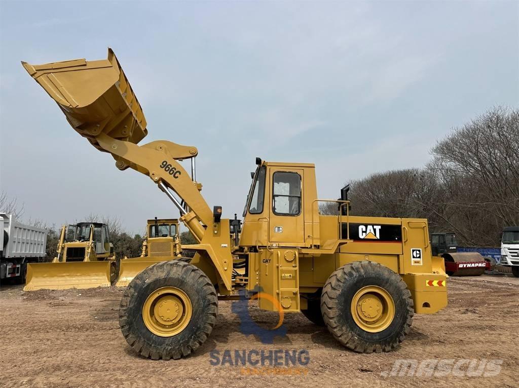 CAT 966C Utovarivači na kotačima