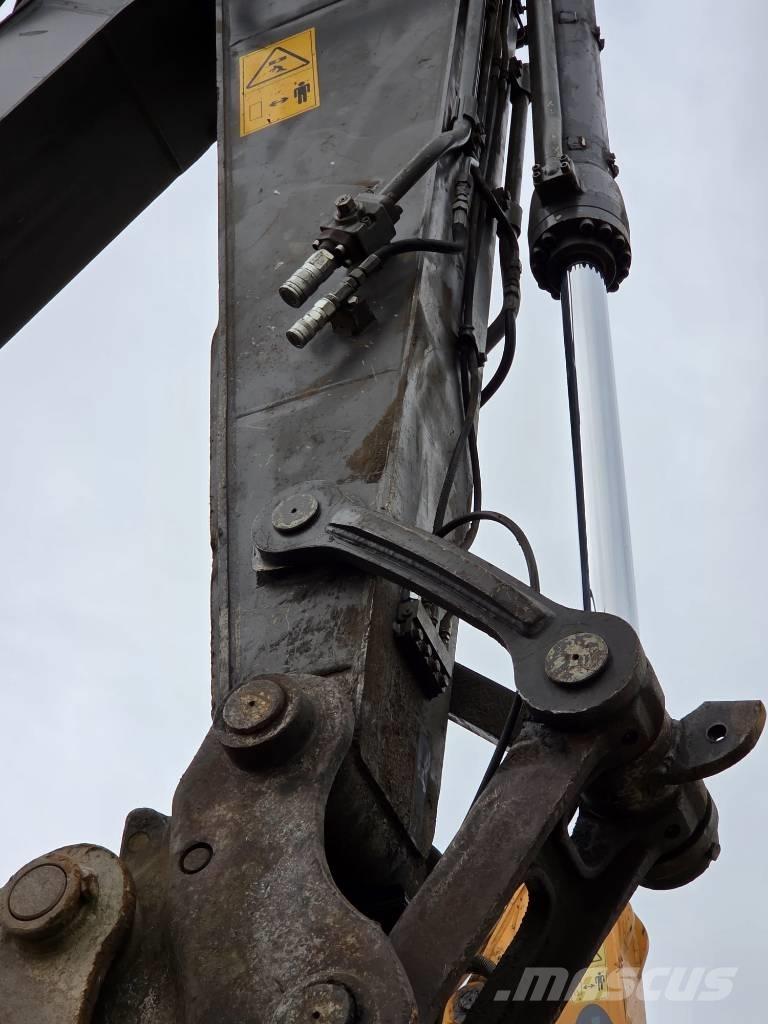 Volvo EC220EL Bageri gusjeničari