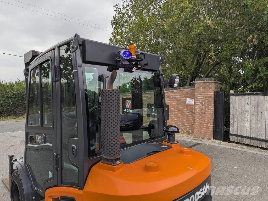 Doosan D 35 C-9 Dizelski viličari