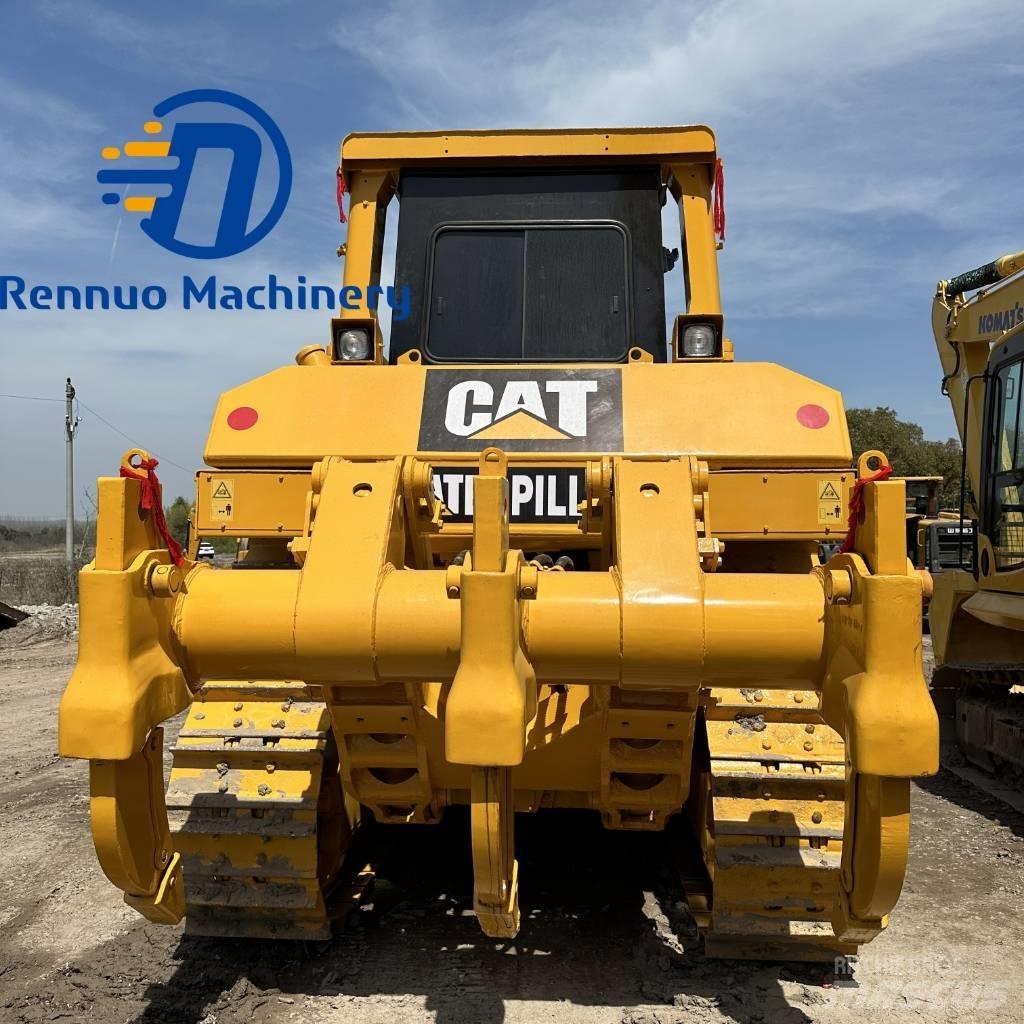 CAT D 8 R Buldožeri gusjeničari