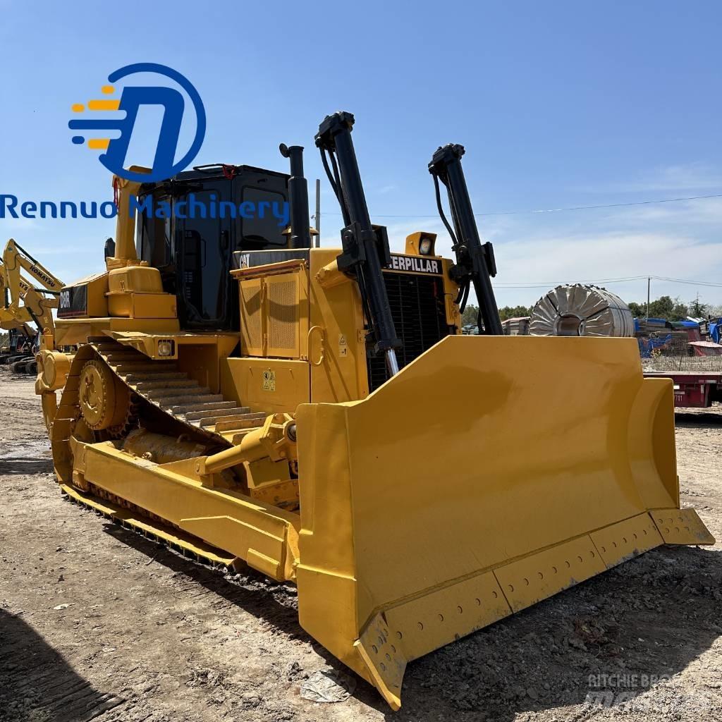 CAT D 8 R Buldožeri gusjeničari