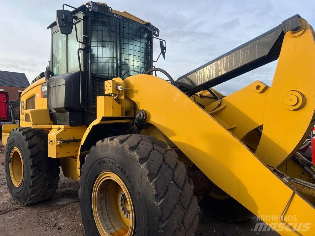 CAT 930 M Utovarivači na kotačima