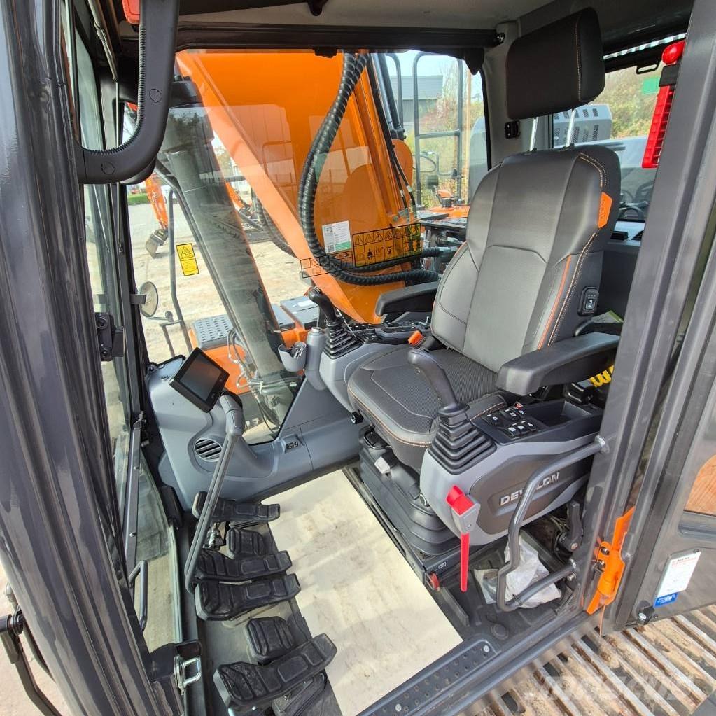 Doosan DX235LC-7 Bageri gusjeničari