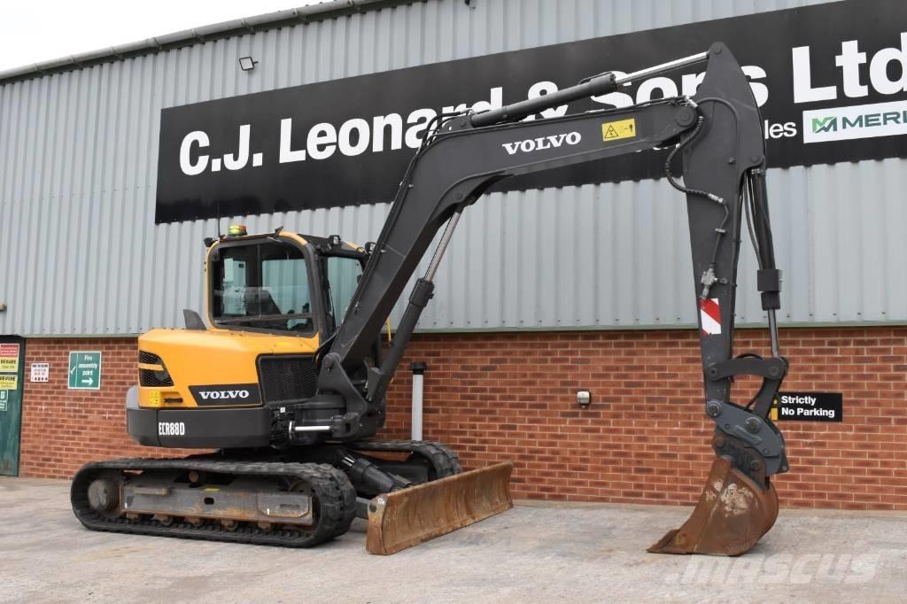 Volvo ECR 88 D Midi bageri 7t – 12t