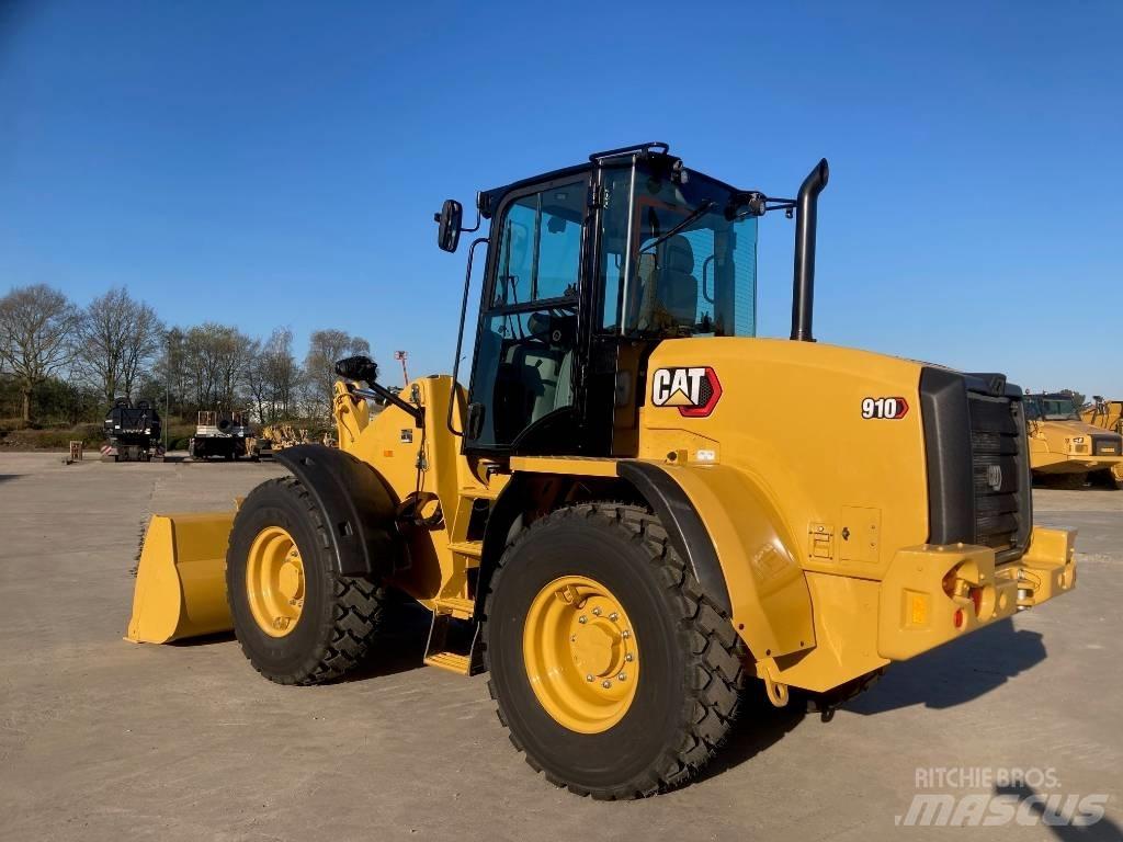 CAT 910 Utovarivači na kotačima