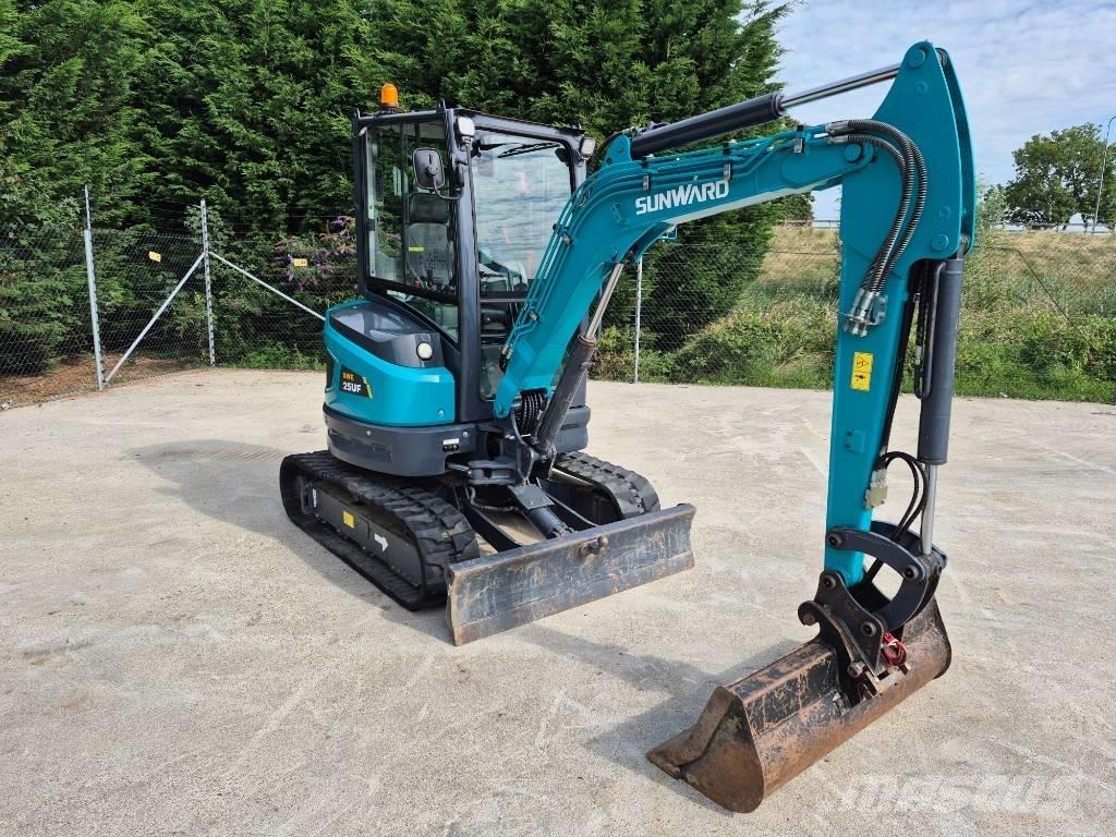 Sunward SWE 25 UF Mini bageri <7t