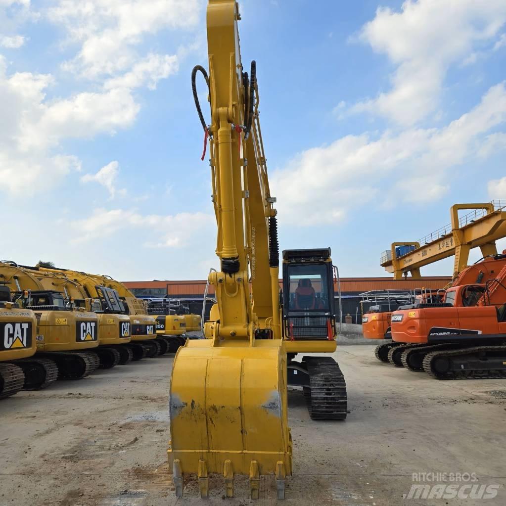 Komatsu PC 200-8 Bageri gusjeničari