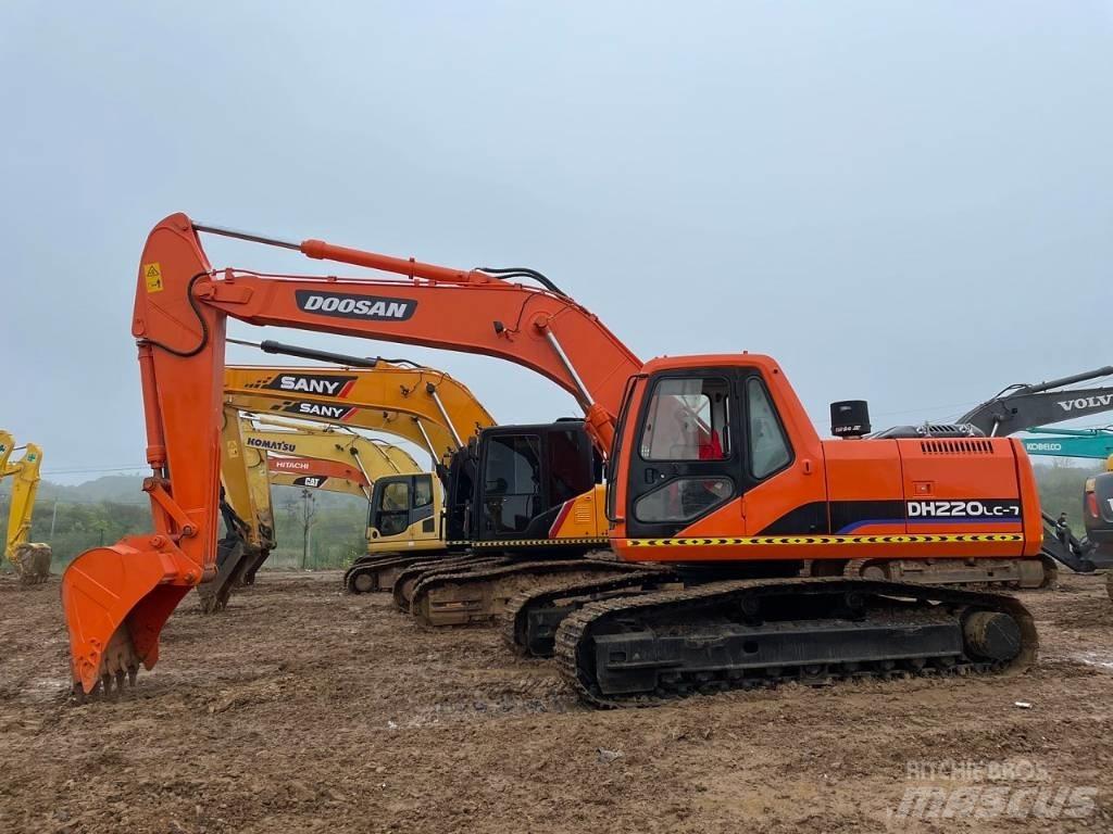Doosan DH 220 Bageri gusjeničari