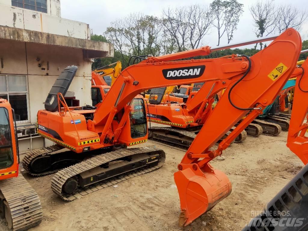 Doosan DH 225 LC-7 Bageri gusjeničari