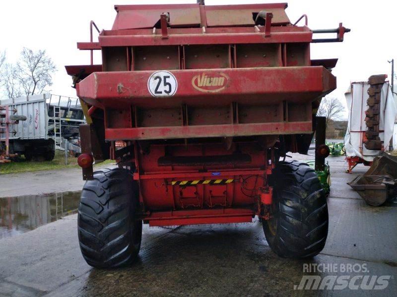 Vicon HP 1600 Balirke za kockaste bale