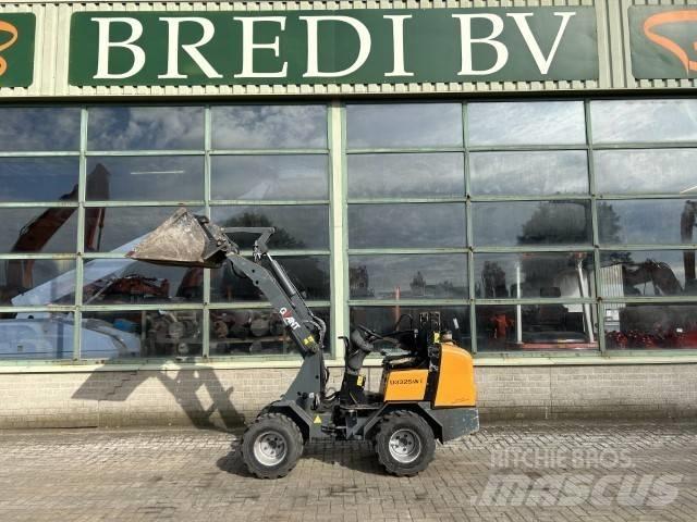 GiANT D 332 SWT Višenamjenski utovarivači