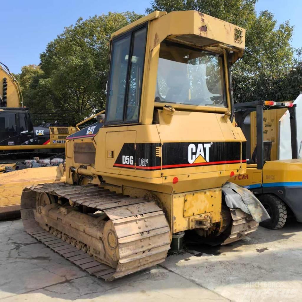 CAT D 5 G LGP Buldožeri gusjeničari