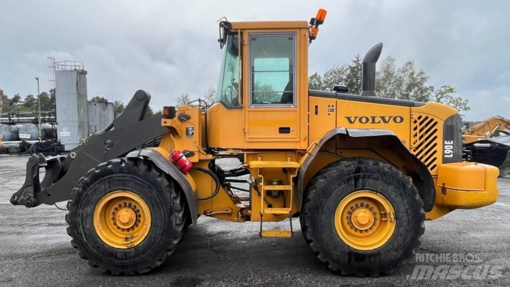 Volvo L 90 E Utovarivači na kotačima