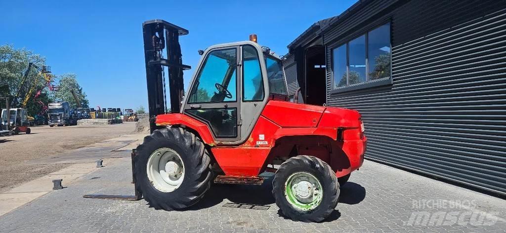 Manitou M30-4 Terenski viličar