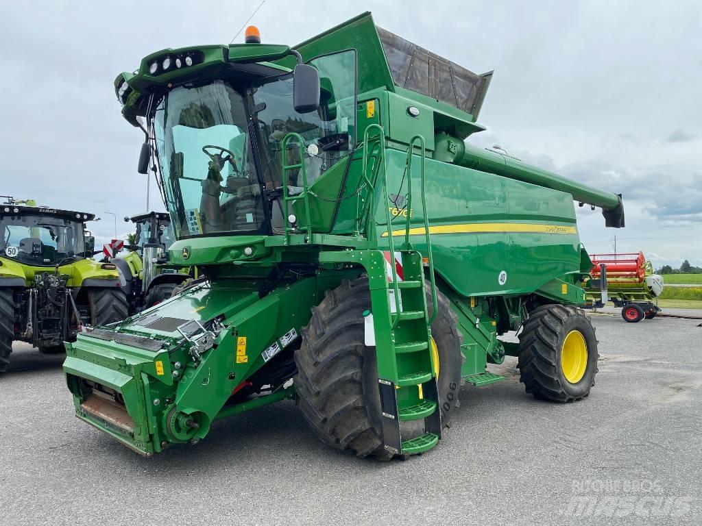 John Deere T 670 i Kombajni