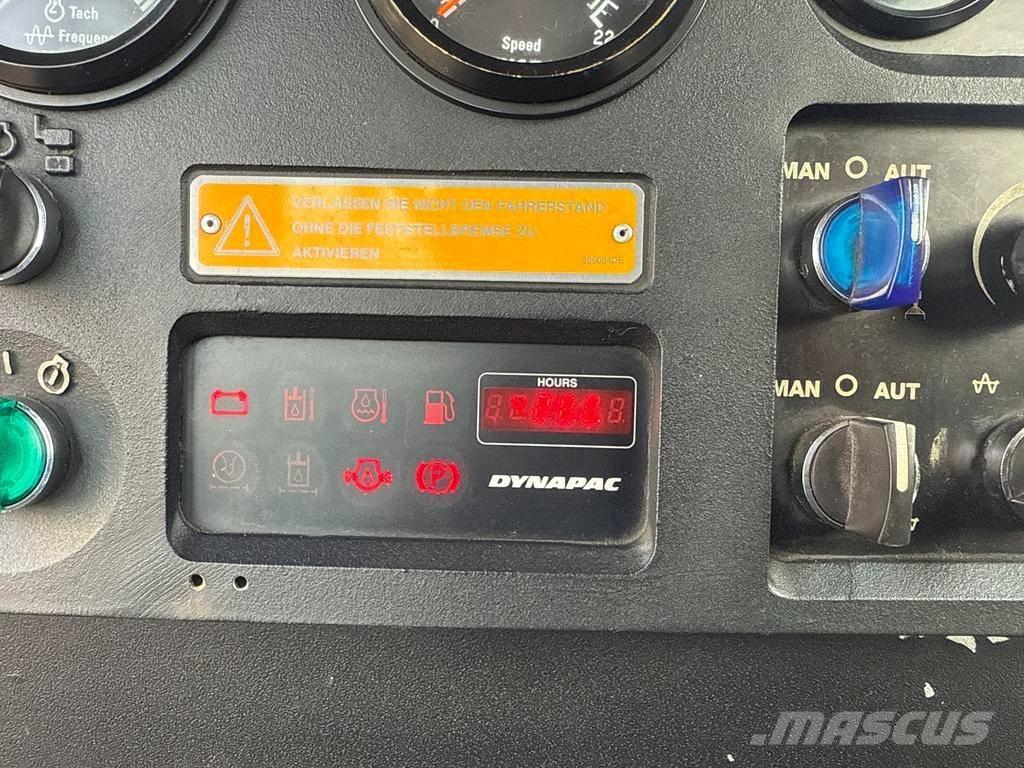 Dynapac CG 233 HF Valjci sa dvojnim bubnjem