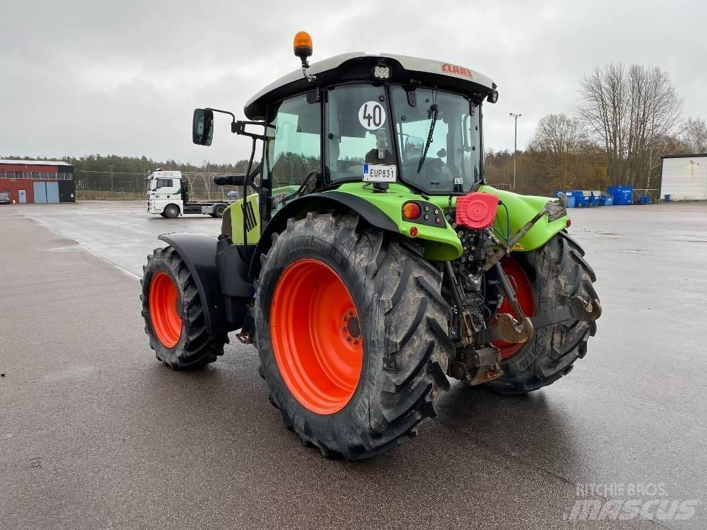 CLAAS Arion 420 Traktori