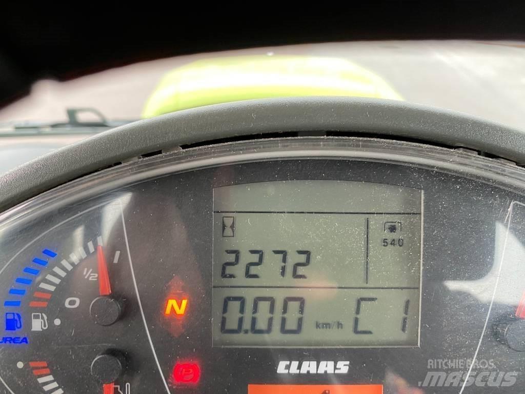 CLAAS Arion 420 Traktori