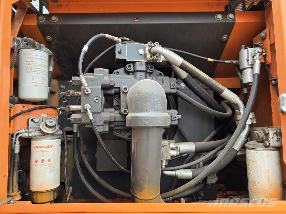 Doosan DX380LC-5 Bageri gusjeničari