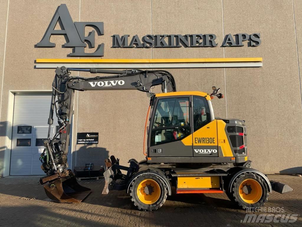 Volvo EWR130E Bageri na kotačima
