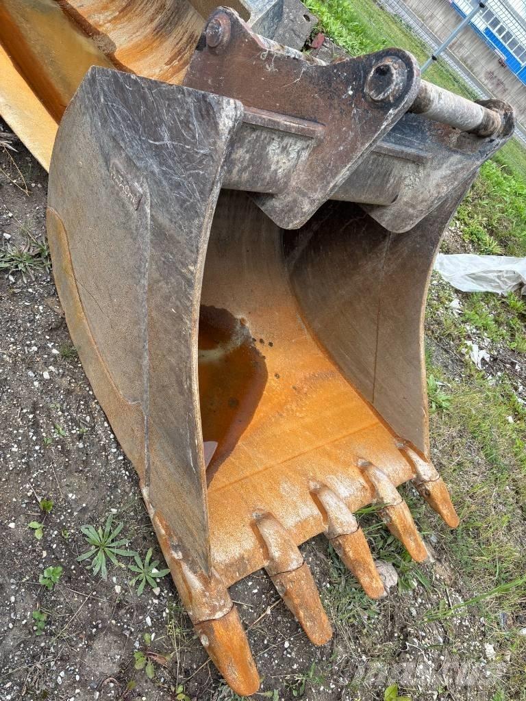 Hitachi ZX300LC-7 Bageri gusjeničari