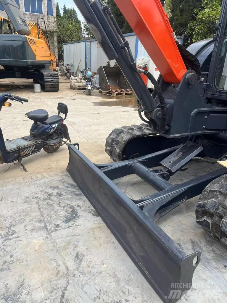 Hitachi zx55USR Mini bageri <7t
