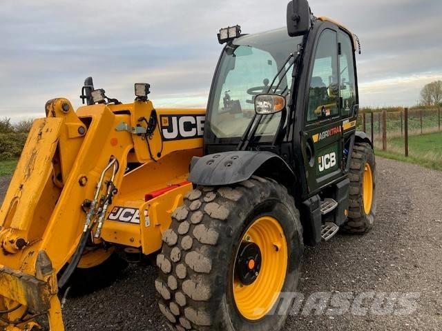 JCB 538-60 Poljoprivredni teleskopski utovarivači