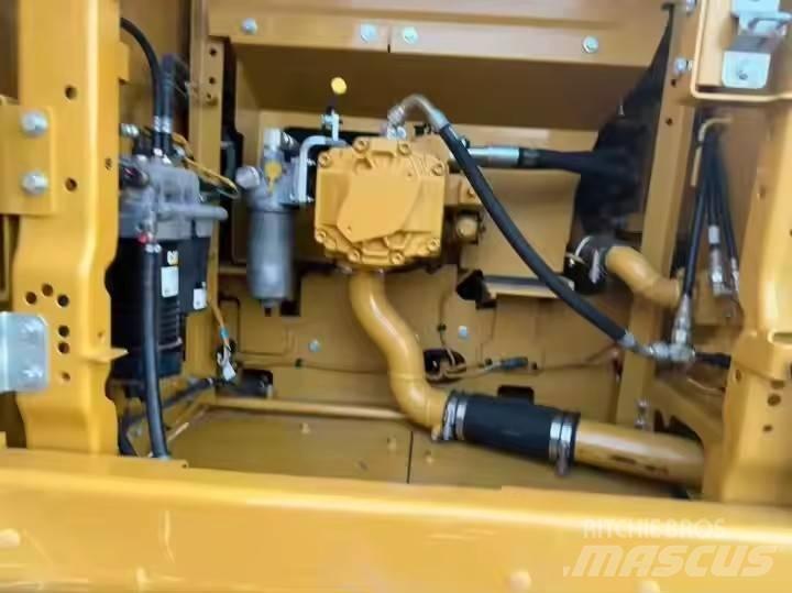 CAT CAT320GC Bageri gusjeničari