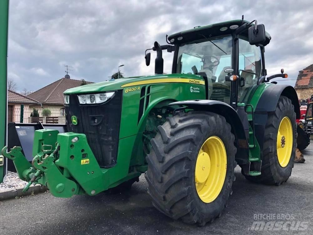 John Deere 8400 R Traktori