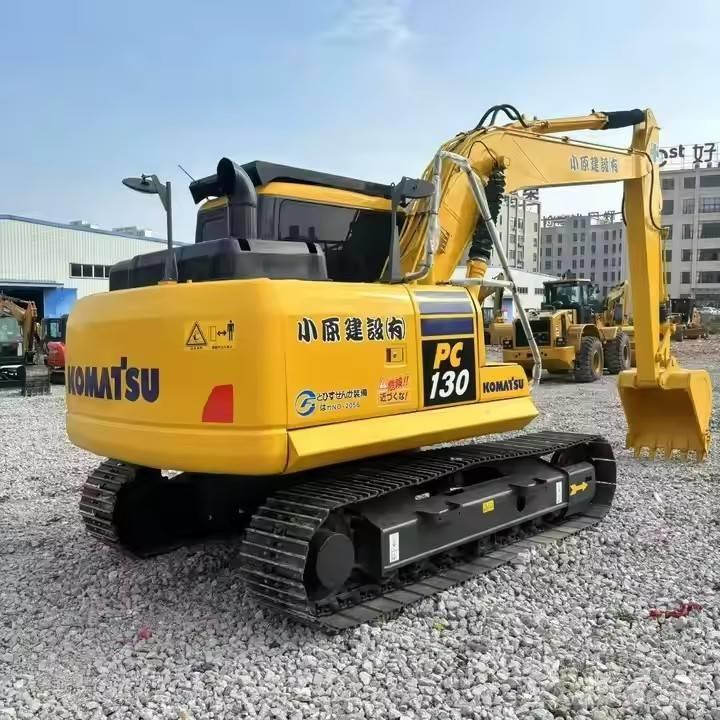 Komatsu PC 130 Bageri gusjeničari