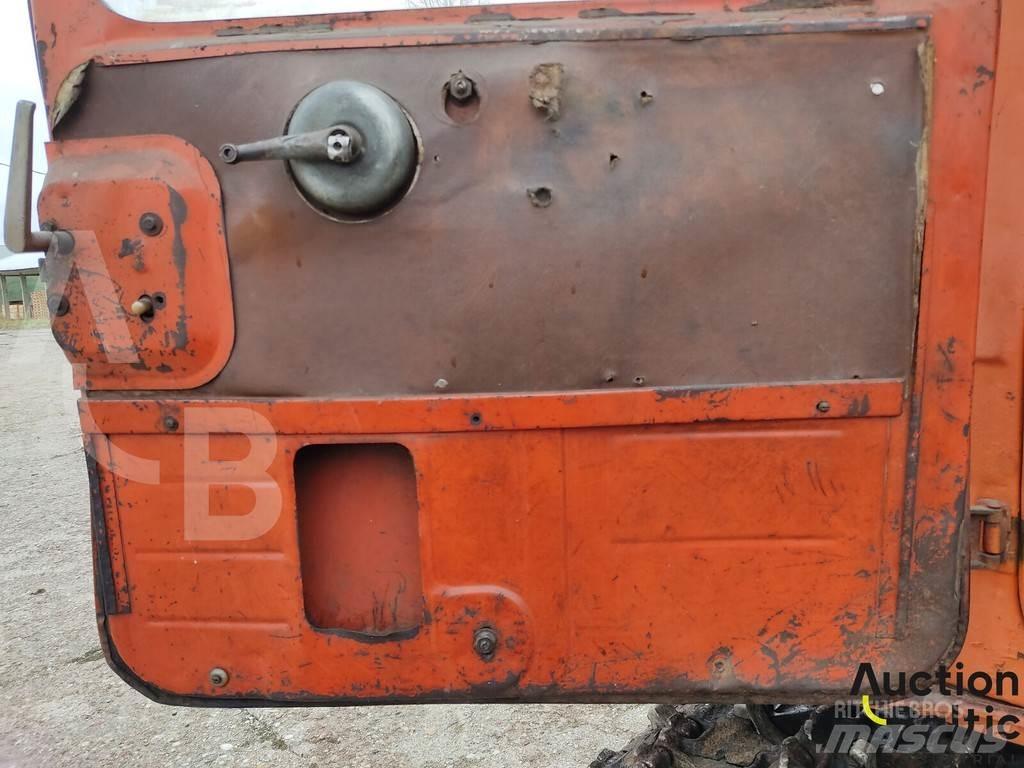  Onbekend DT-75 Buldožeri gusjeničari
