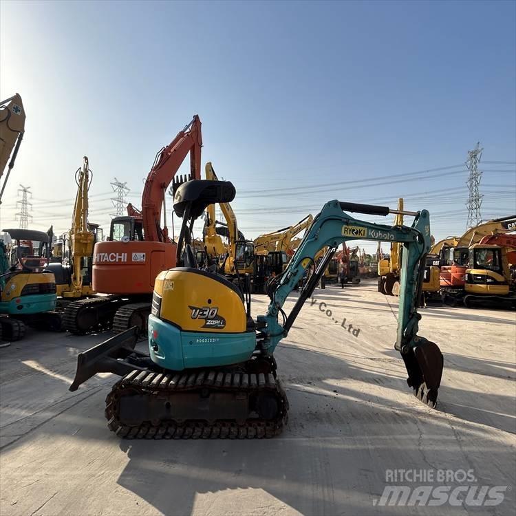 Kubota 30 Bageri gusjeničari