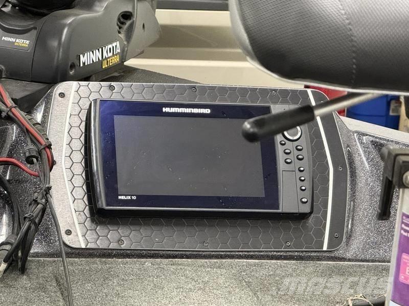  Skeeter WX2200 Radni čamci/teglenice