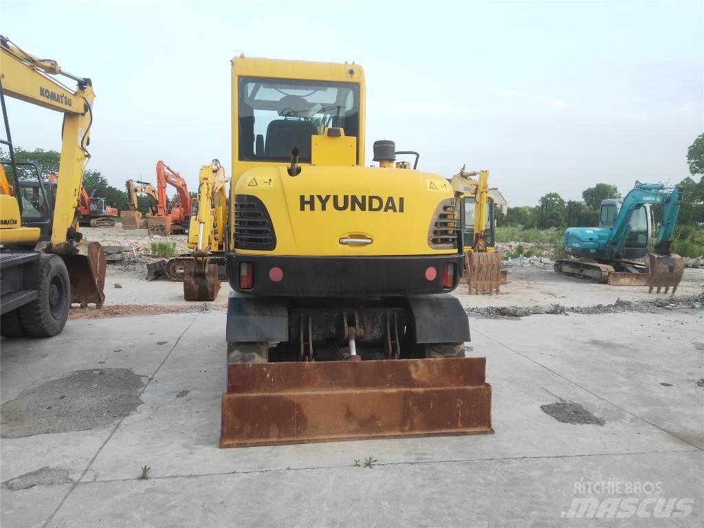 Hyundai R60W-7 Bageri na kotačima