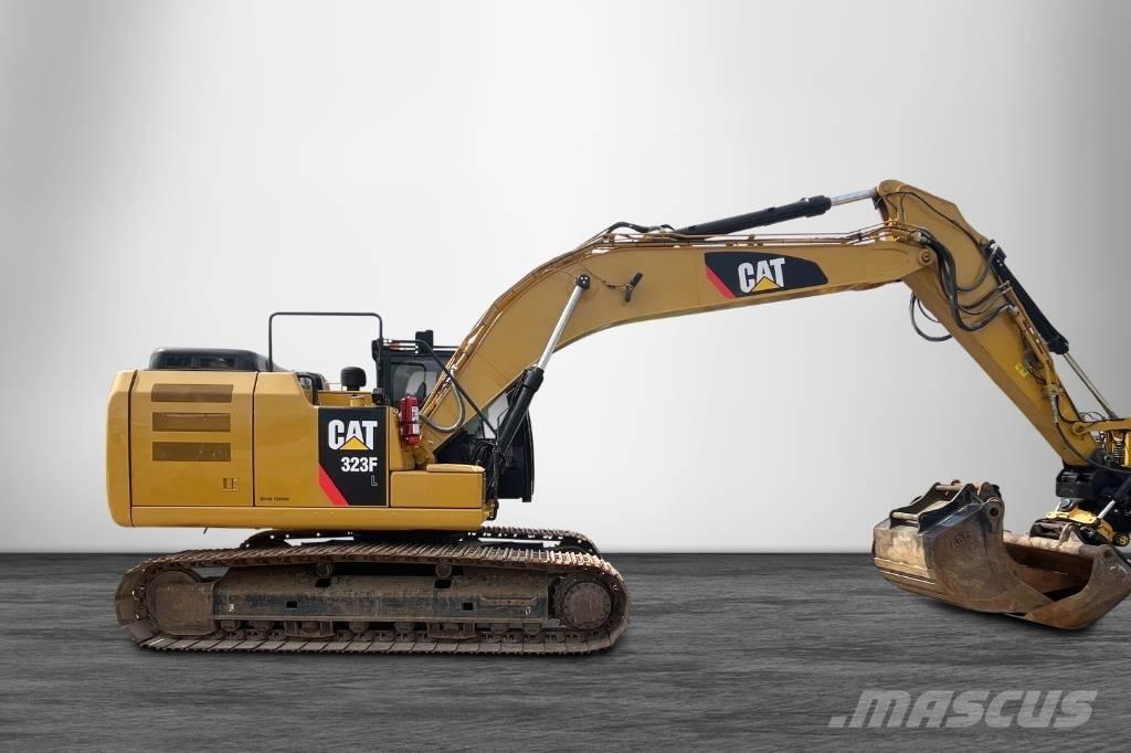 CAT 323 F Bageri gusjeničari