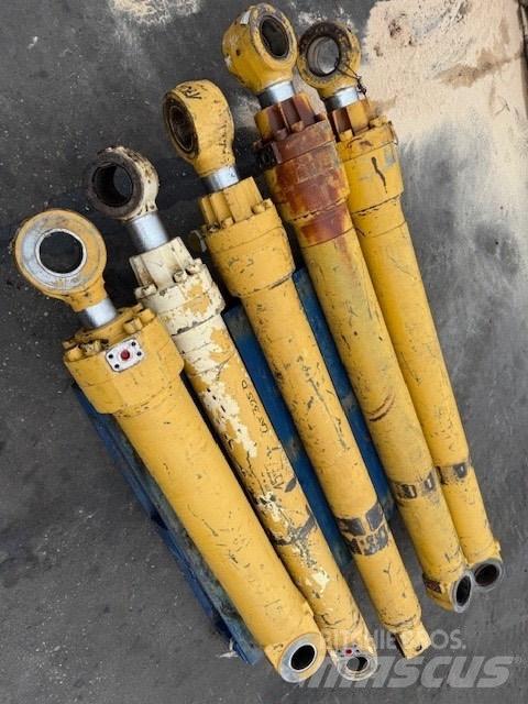 CAT 325 D Hidraulika