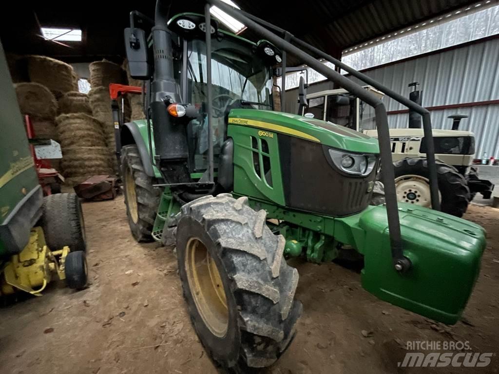 John Deere 6100 M Traktori
