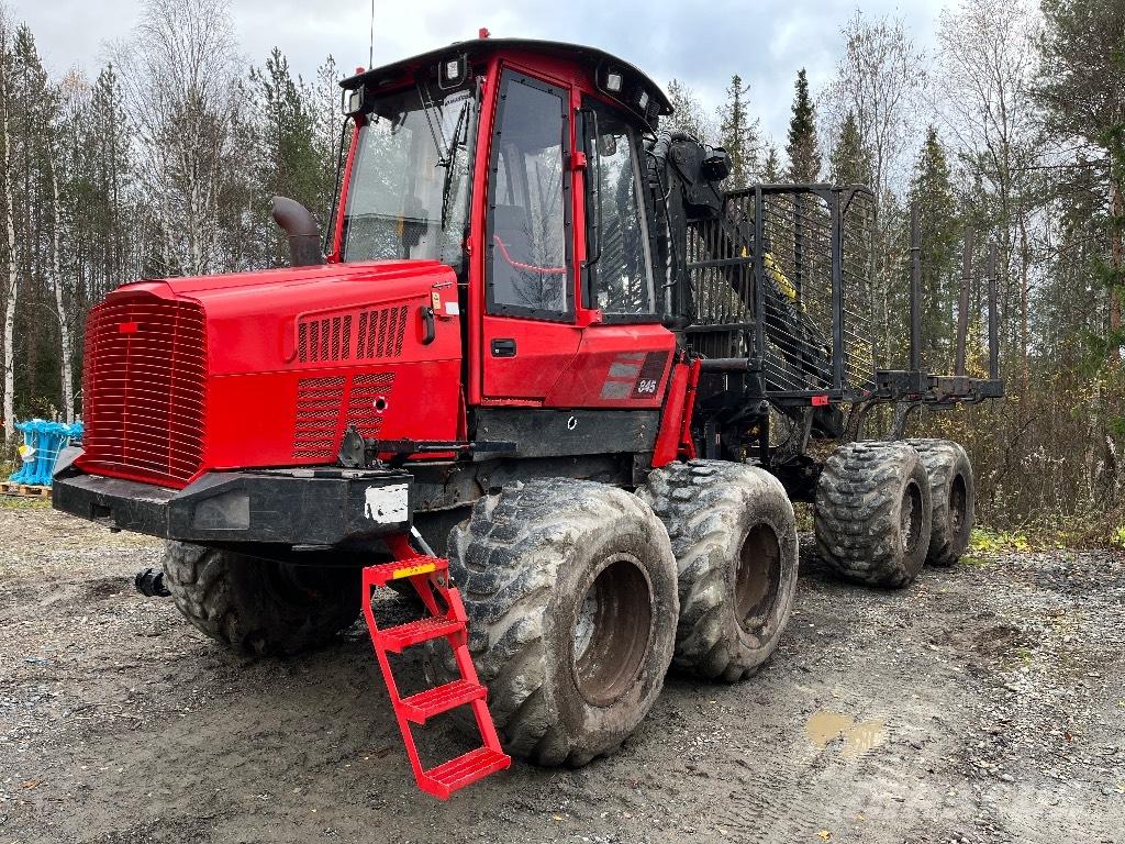 Komatsu 845 Forvarderi