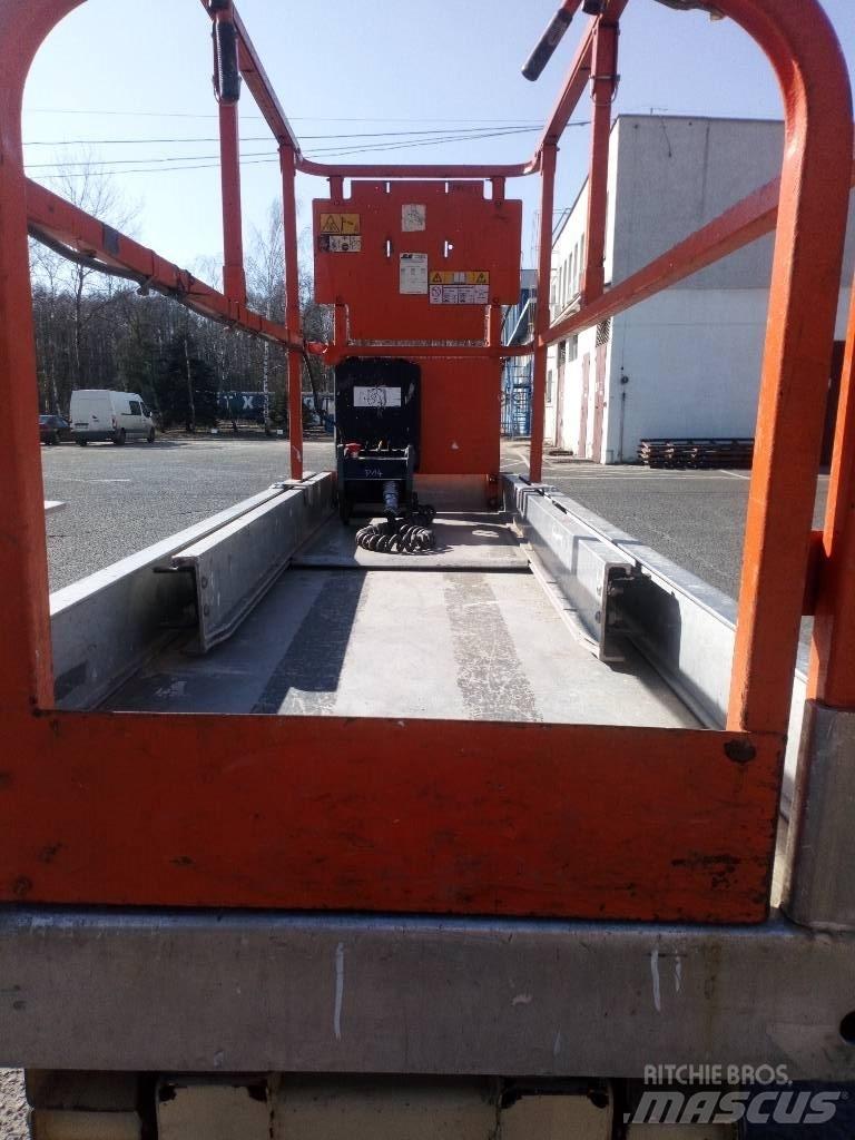 JLG 2630 ES Škaraste platforme